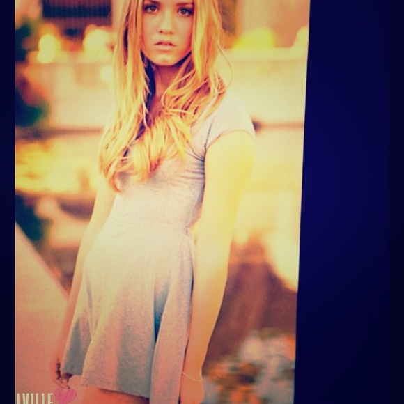 Brandy Melville Bethan dress