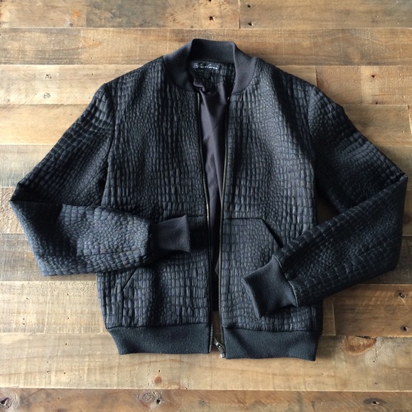 Kenneth Cole Jackets & Blazers - 🍉HP 🌿V🌿 Croc embossed bomber jacket