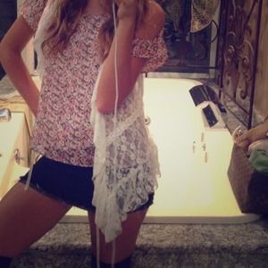 White lace vest