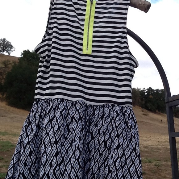 🎉🎉HP 🎉🎉 Bundled for Sandra💐😊💐 - Picture 3 of 4