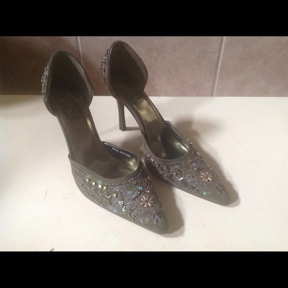 ROUGE dark forest green beaded heels.