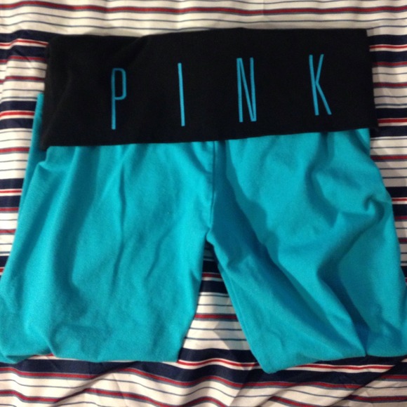 💙Limited edition Victoria's Secret yoga capris💙