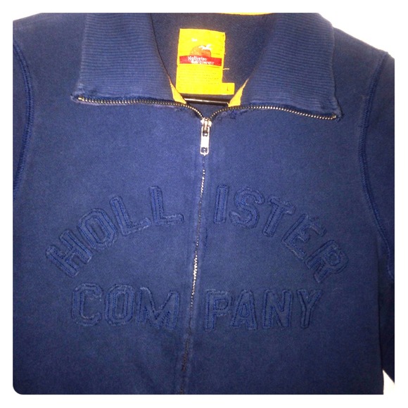 collared Hollister zip up sweater