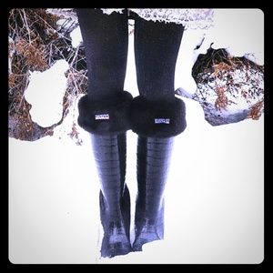 New w/out tags Hunter welly liners black faux fur