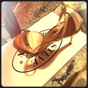 Steve Madden heels