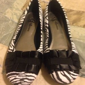 Zebra print flats