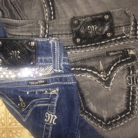BUNDLE DEAL !! AUTHENTIC MISS ME DENIM !! SIZE 29
