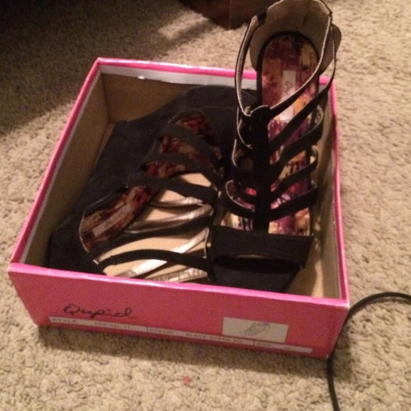 Wedges - Picture 1 of 1