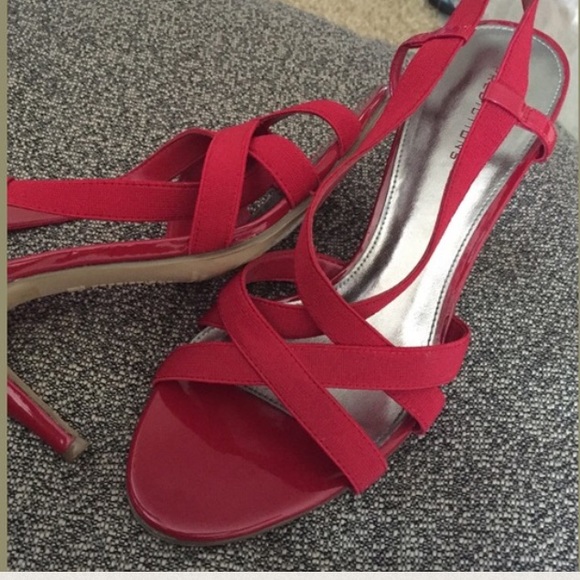 Strappy Red heels! - Picture 2 of 4