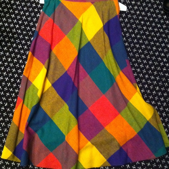 Dresses & Skirts - Sale! Colorful Wool plaid 1/4 circle skirt!