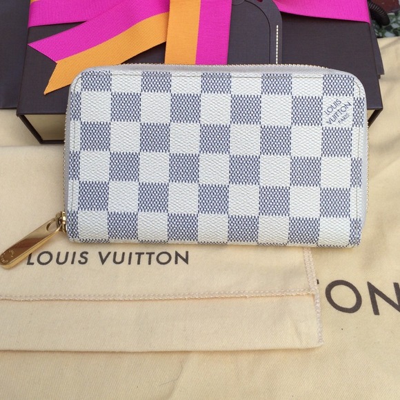 Louis Vuitton Clutches & Wallets - Purchased by @iluvpits
