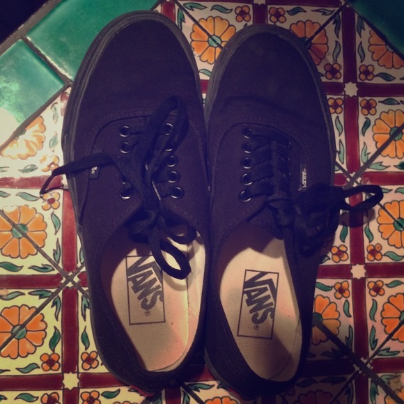 Black vans