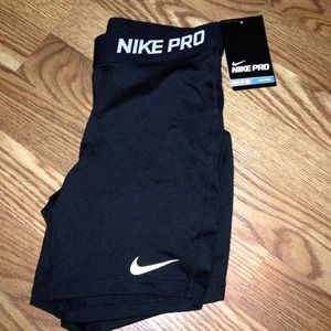 Black Nike pros