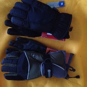 Grandoe snowboard/ski gloves 2 pairs
