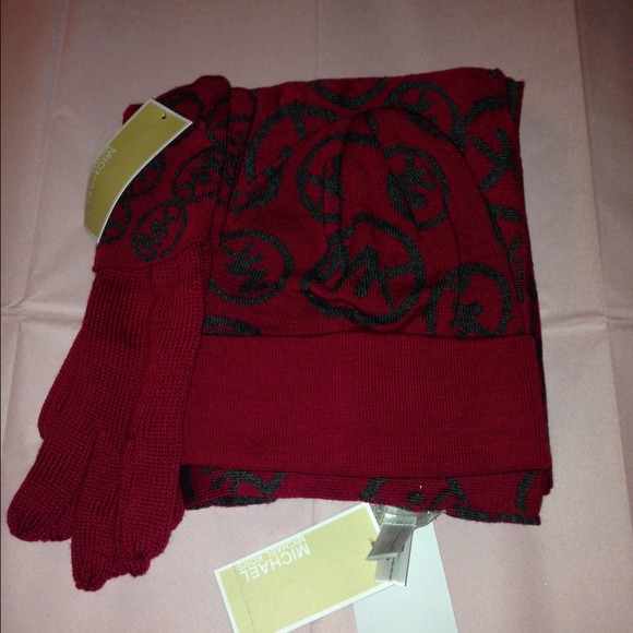 Michael Kors Accessories - Authentic Michael Kors Scarf, Hat & Gloves Set