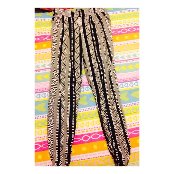 Black and white dress pants! ❤️