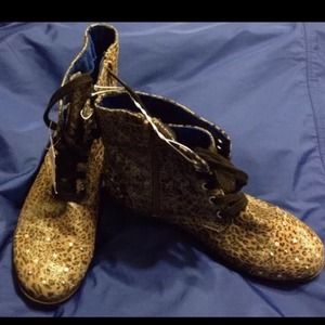 Animal print lace up combat boots