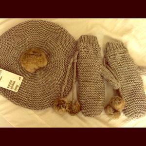 ❄⛄️knitted hat and mittens❄️⛄️