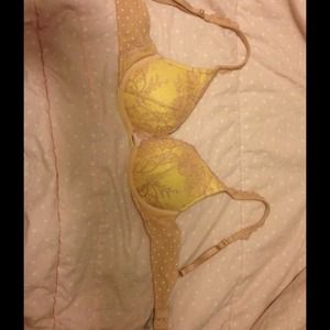 YELLOW Victoria's Secret Bra 32B