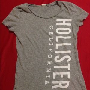 Extra small Hollister tee!