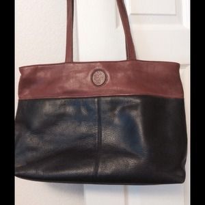 Black/brown briefcase/tote.