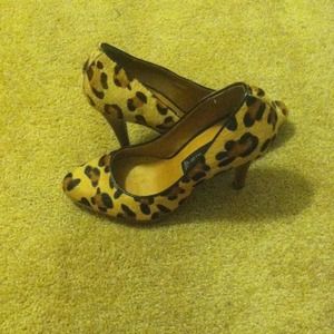 Leopard Pony Hair Pumps