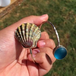 Sunrise shell bezeled bracelet