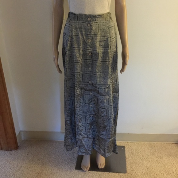 NWT 100% Rayon vintage inspired silver maxi skirt