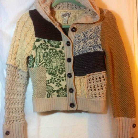 Lucky brand super cute sweater!