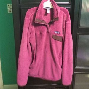 Patagonia (woman's) maroon and pink