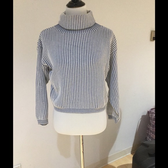 Sweaters - Turtleneck 🐢😊