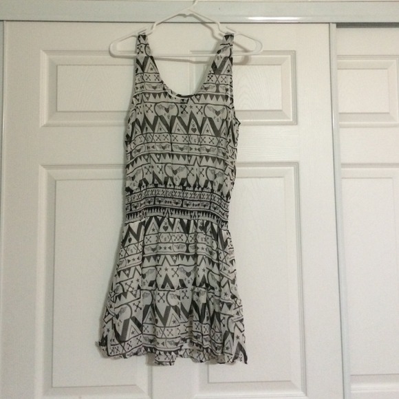 Short dress