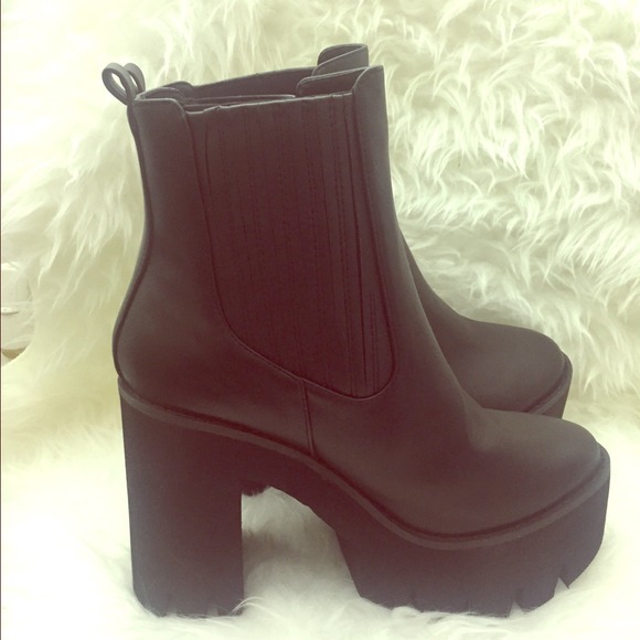 Chelsea Platform Boots (BRAND NEW, NEVER WORN)