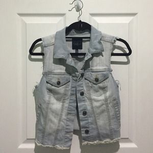 Jessica Simpson Denim vest