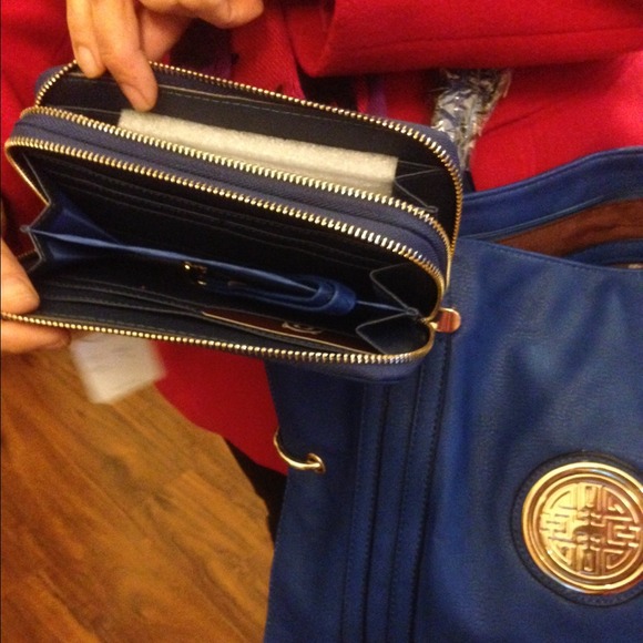 Sold - Picture 2 of 4