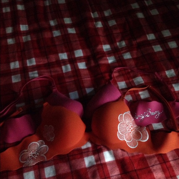 Victoria secret bundle saved for  @lachester68
