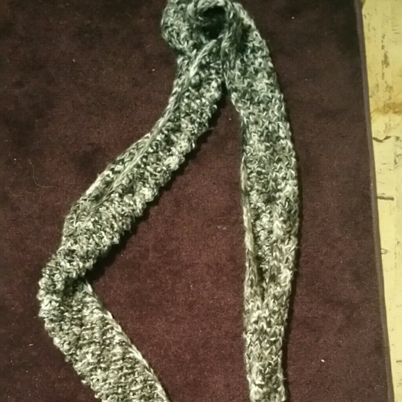 Scarf - Picture 1 of 1