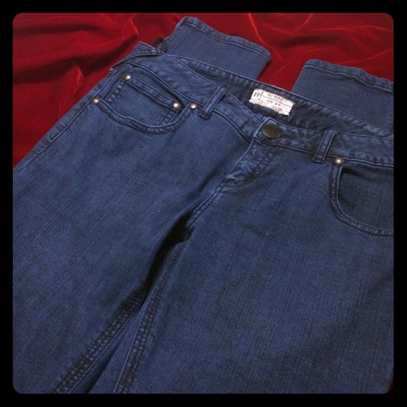 Free People Pants - Free People Blue skinny jeans that zips at bottom.