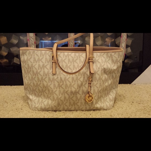 Michael Kors Large Vanilla tote - Picture 1 of 4