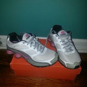 running neakers "PRICE DROP"