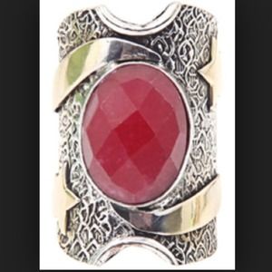 Vanessa Mooney ⭐️🌙 Awaits the Heart ring