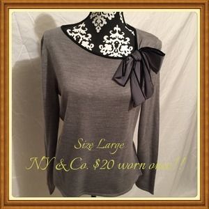 NY & Co sweater