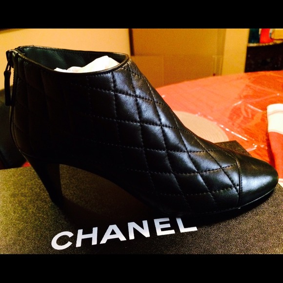 CHANEL Boots - Short Boots CHANEL