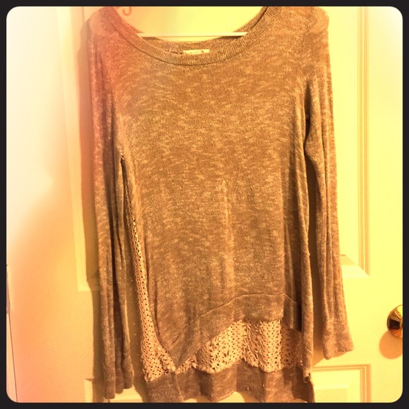 Oversized Thin Sweater - Picture 1 of 2