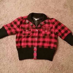 Red and black plaid three-quarter snap jacket