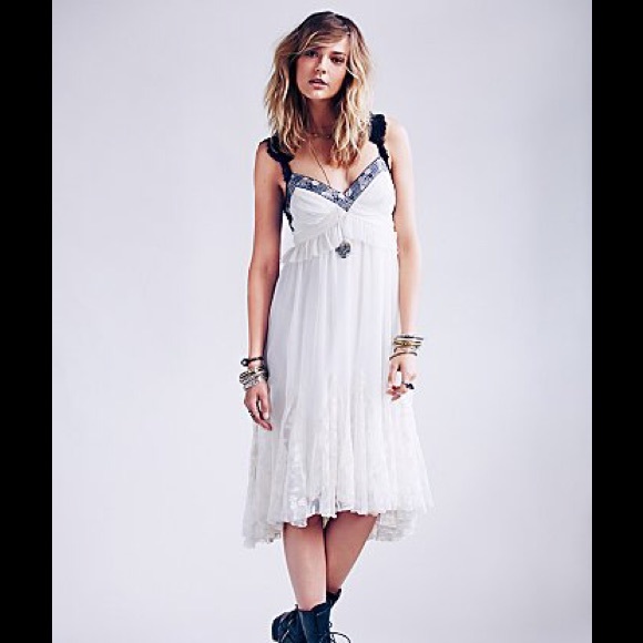Free People Dresses & Skirts - Free People White Lace Godet Babydoll Dress