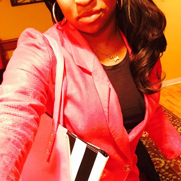 Blazer - Picture 2 of 4