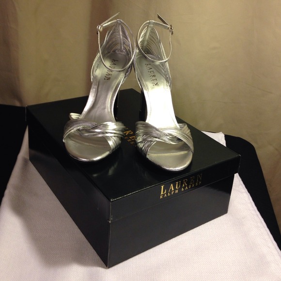 Brand new Lauren Ralph Lauren Silver shoe