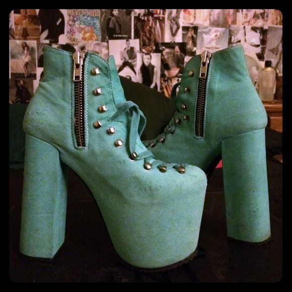 UNIF Shoes - Platform Heels