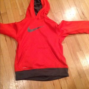 Nike sweatshirt